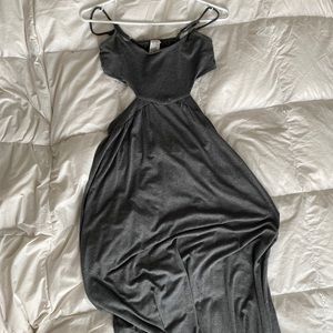 Long gray summer dress - open back - show off well the waist